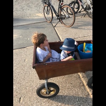 kids in bolderwagen.jpg