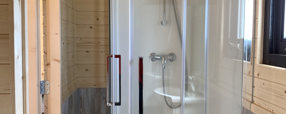 Woodlodge 4 personen - Badkamer - Sint Maartenszee